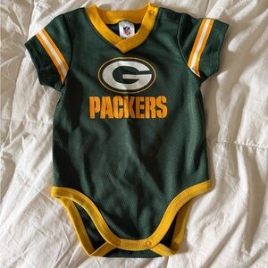 Green Bay Packers NFL Onesie bodysuit 6-12 month